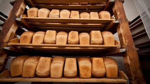 Россияне стали есть меньше хлеба. В регионах пройдут масштабные проверки его качества