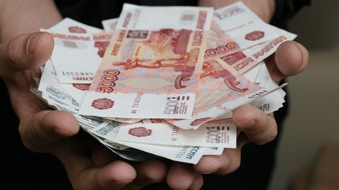 800 тысяч рублей отдала пенсионерка братьям-мошенникам на покрытие долга за учебу