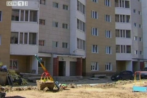 В Сургуте детскими площадками «ведает» городская администрация