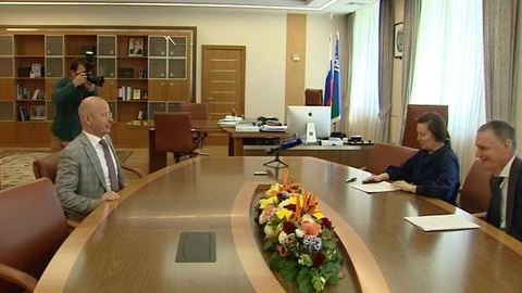 О цифровой экономике и способах её защиты говорили губернатор Югры и глава "Ростелекома"