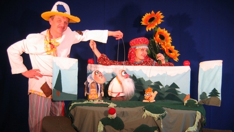В Нижневартовске театр кукол "Барабашка" в День семьи, любви и верности покажет благотворительный спектакль