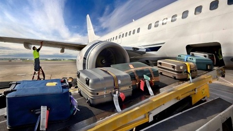 Без багажа на 2,5 тысячи дешевле. Авиакомпании могут обязать снижать цену билетов для пассажиров только с ручной кладью