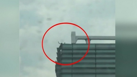 17-летнего "человека-паука" из России сняли с крыши небоскреба в Мексике