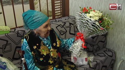 Сургутянку со 100-летием поздравили   полсотни родственников и губернатор Югры