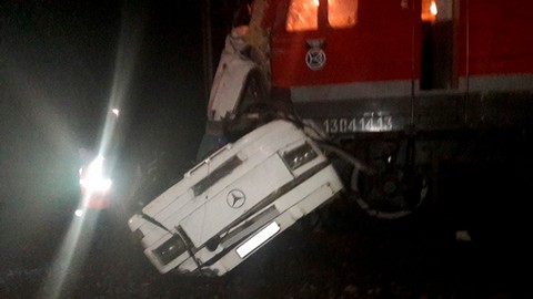 Автобус и поезд столкнулись под Владимиром: погибли 19 человек