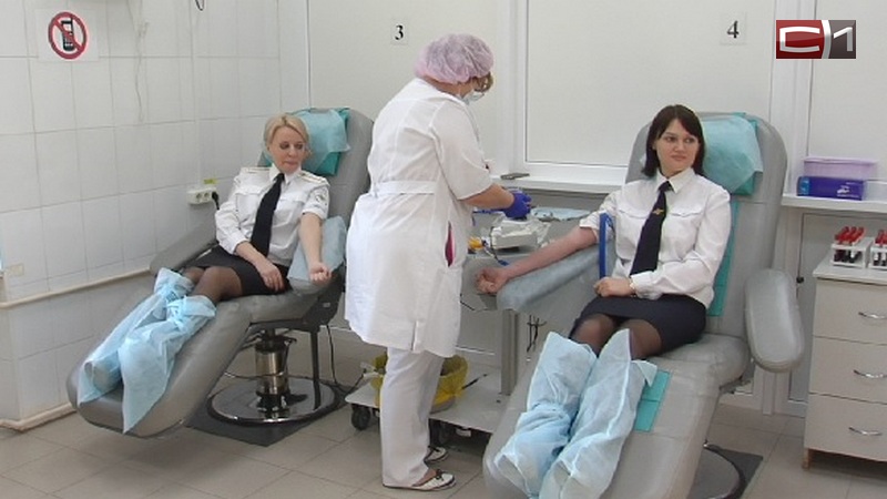 Всегда готовы помочь. Полицейские Сургутского района стали донорами крови