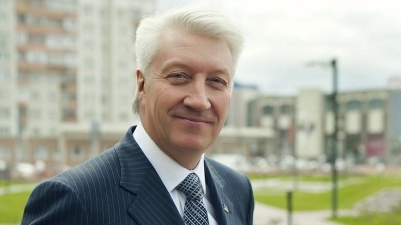 Депутат Госдумы Александр Сидоров поздравил сургутян с наступающим Новым годом