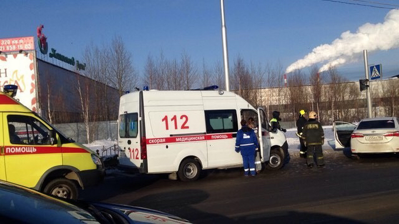 В Сургуте медики спасли 25-летнюю девушку: ей стало плохо прямо за рулем автомобиля
