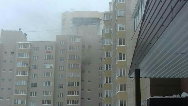 Родители, вынесшие детей из горящей квартиры на Билецкого, идут на поправку
