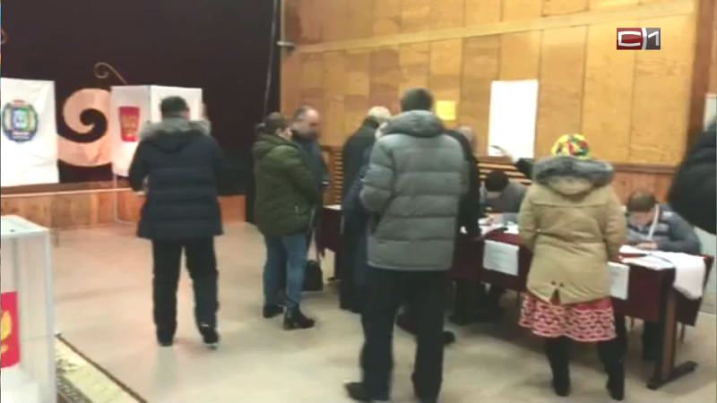 Голосуют семьями. Русскинская лидирует по явке в Сургутском районе