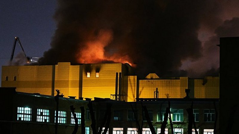 Трагедия в Кемерово: по последним данным, во время пожара в ТЦ погибли 48 человек