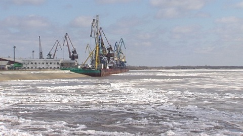 Спасатели объявили, когда ожидается ледоход в Сургуте