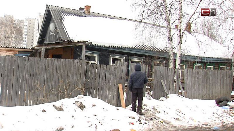 В Сургуте в одном из заброшенных домов найден труп мужчины