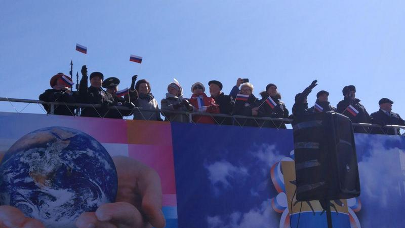 В Сургуте прошла праздничная демонстрация. ВИДЕО