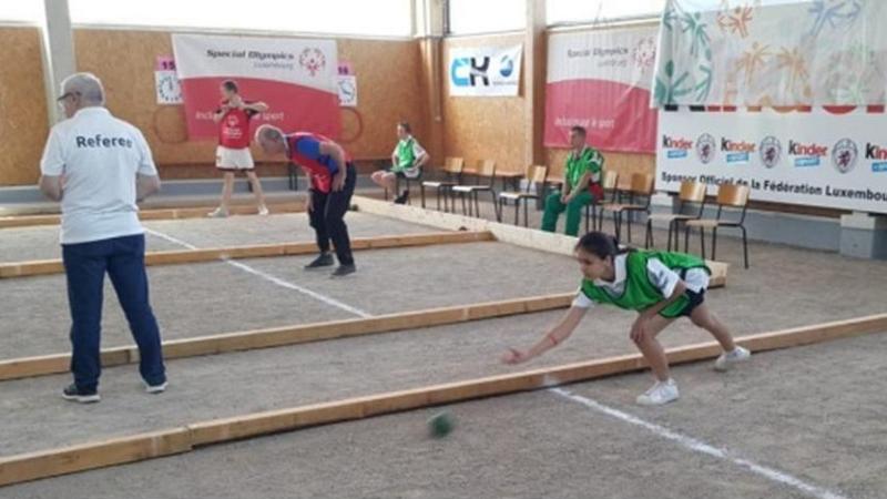 Сургутская школьница лучше всех в Европе играет в бочче