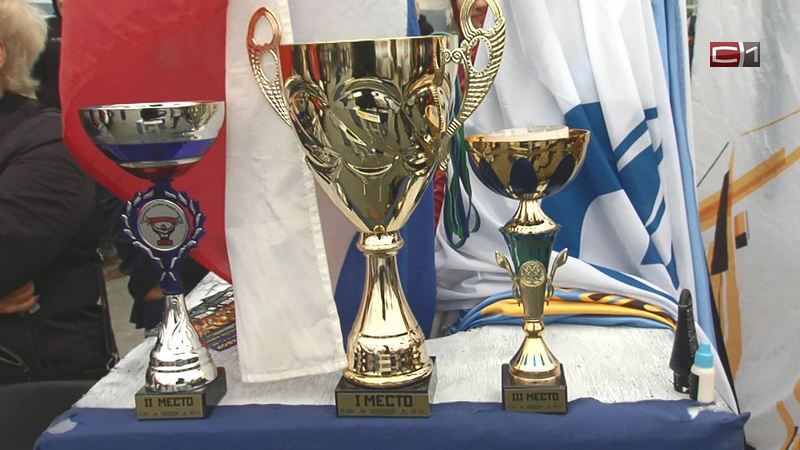 Сургутские атлеты заняли все призовые места на Кубке по силовому экстриму