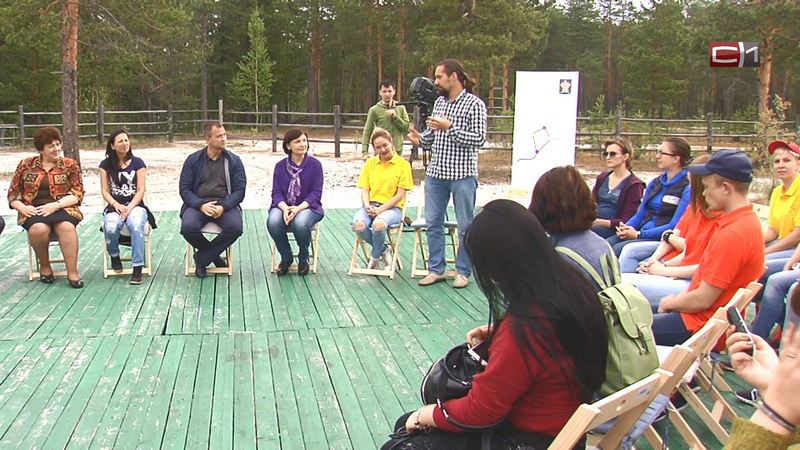 Волонтёры Сургутского района презентовали властям идею мобильного приложения по поиску помощников