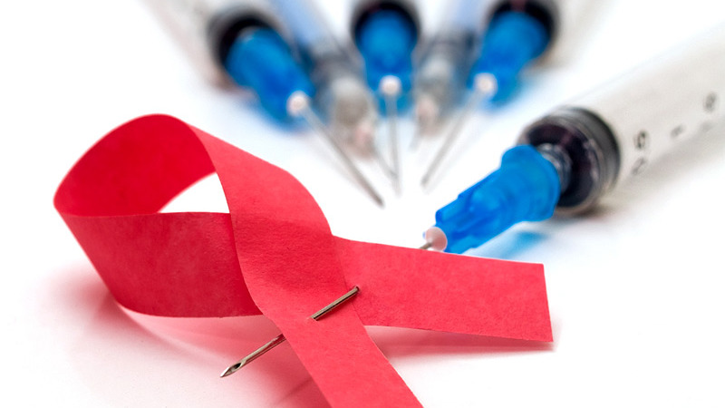 Прививать от ВИЧ могут начать уже через 10 лет 
