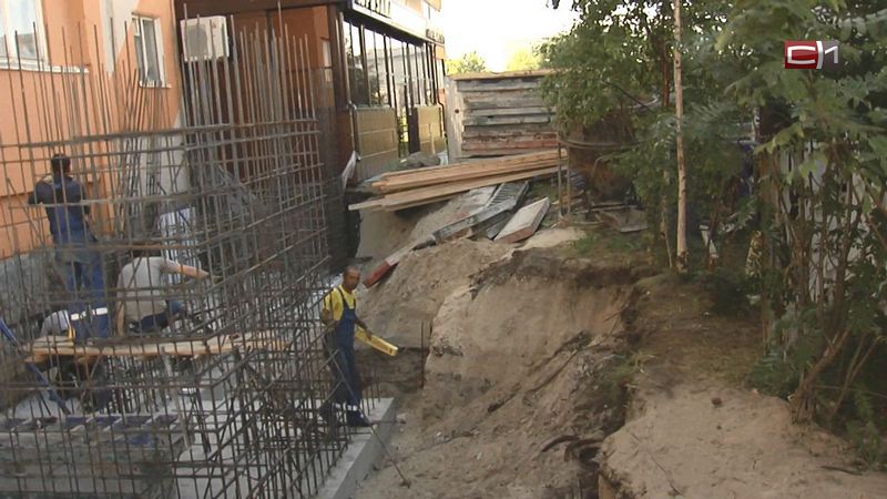 Маловато будет.  Бизнесмен в Сургуте решил самовольно увеличить стройку в два раза