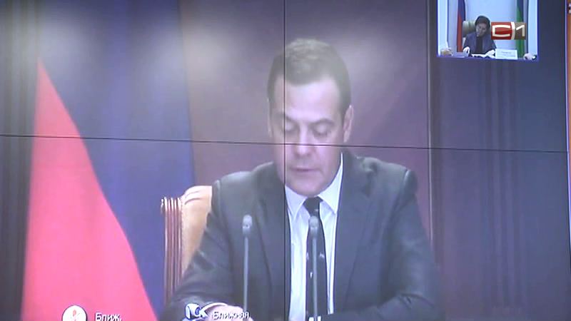 Медведев рассказал главам регионов о главной цели школьного образования