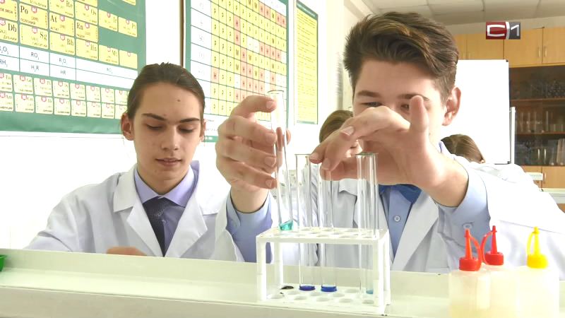  «Лаборатория Салахова» вошла в ТОП-100 школ России с сильнейшими выпускниками