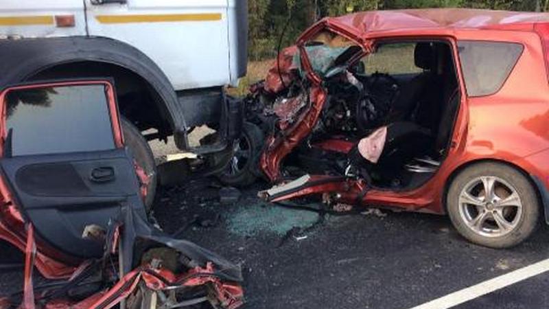 За сутки на территории Югры в авариях пострадали 6 человек