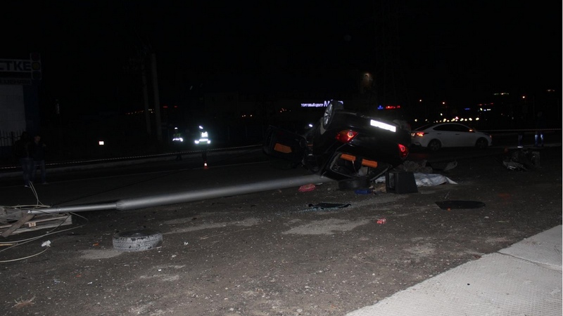 Жесткая авария в Сургуте — водитель иномарки погиб на месте