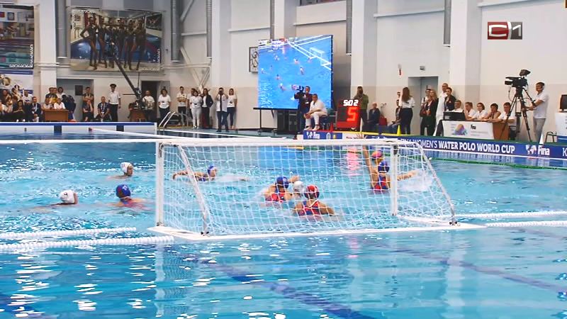 Россиянки выиграли серебро Кубка мира по водному поло 