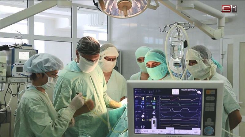 Кардиологи Сургута поучаствовали в операции по трансплантации сердца