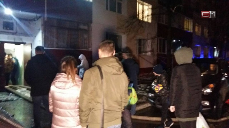 СРОЧНО! Очевидцы говорят о взрыве в жилом доме на проспекте Мира в Сургуте. ФОТО