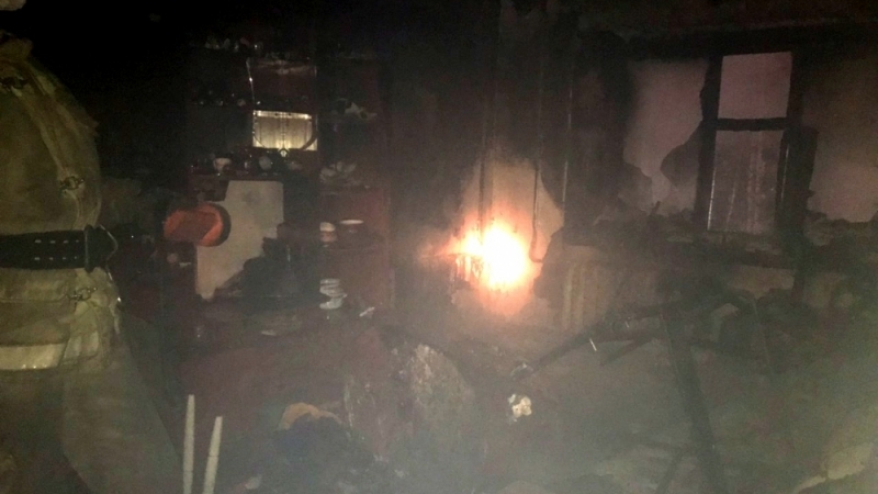 Пожар в Нижневартовске. Из охваченной дымом пятиэтажки спасли 28 человек