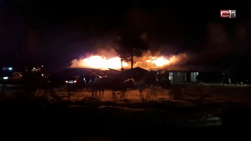Пожар в многоквартирном доме на Барсово: лишились крова 10 семей