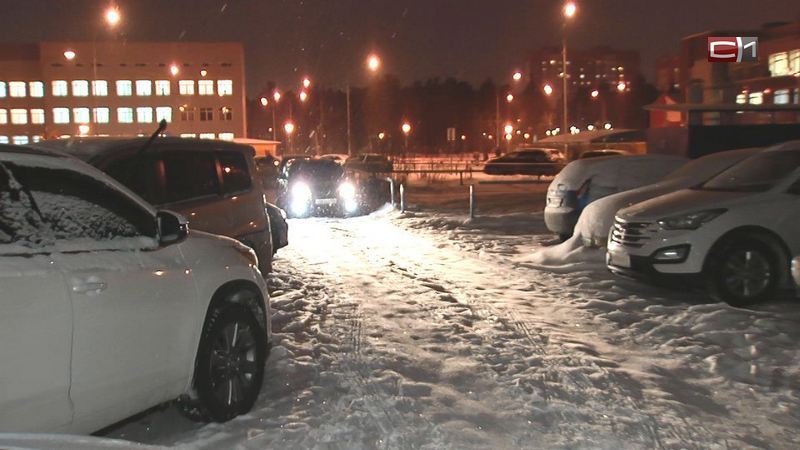 Только по заданной траектории. В сургутских дворах решено организовать одностороннее движение 