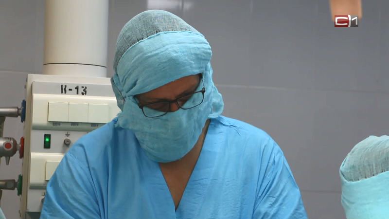 Тюменские медики провели первые операции по установке уникальных слуховых аппаратов
