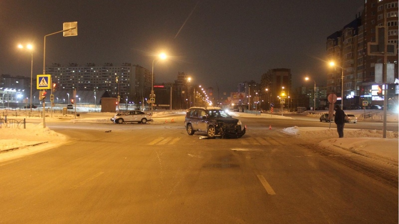 Автоледи в Сургуте устроила аварию, в которой пострадали 4 человека