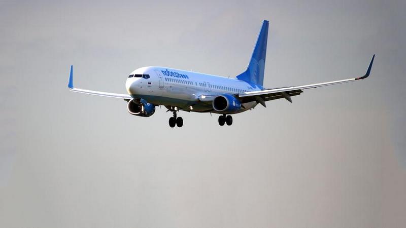 Самолёт авиакомпании «Победа» экстренно вернулся в аэропорт Сургута из-за неисправного шасси