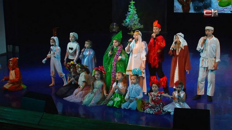 Сотни детей отметили «Рождество Христово в Сургуте» на фестивале