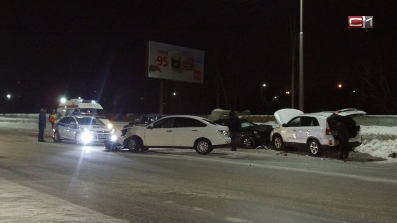 Пострадавших трое: подробности массовой аварии, устроенной автоледи в Сургуте