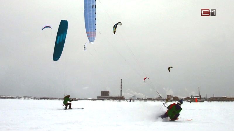 Сургутяне заняли призовые места на всероссийских соревнованиях по фристайлу и сноукайтингу
