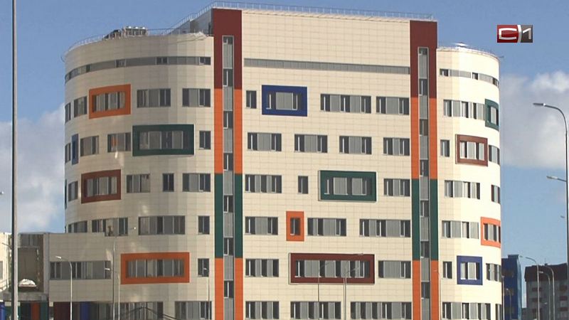 Фирму, которая строит перинатальный центр в Сургуте, хотят оштрафовать