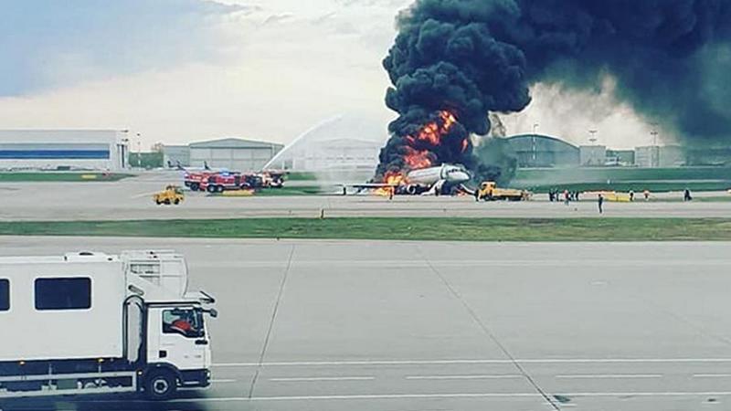 Аварийная посадка горящего лайнера «Аэрофлота» в Москве. Есть жертвы