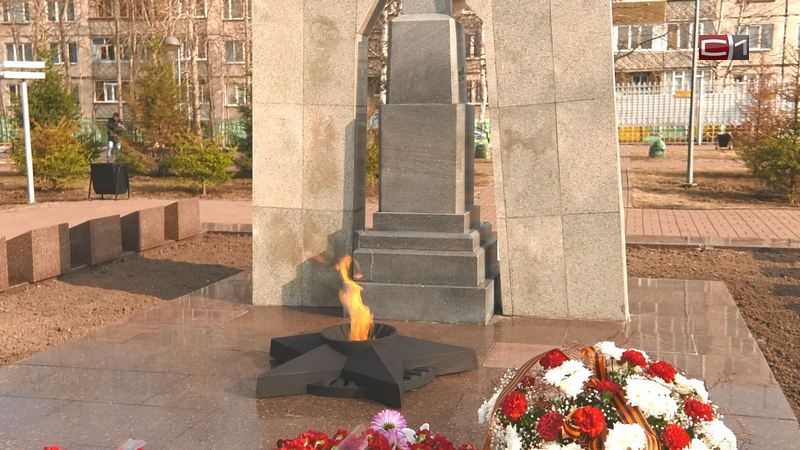 В преддверии праздника Победы сургутянин осквернил «Мемориал славы»