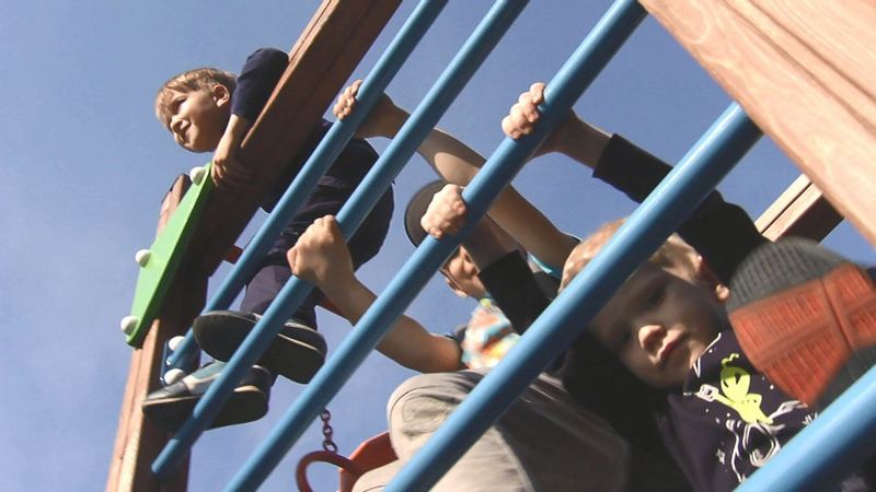 В Сургуте планируют построить больше 50 детских площадок в 2020 году
