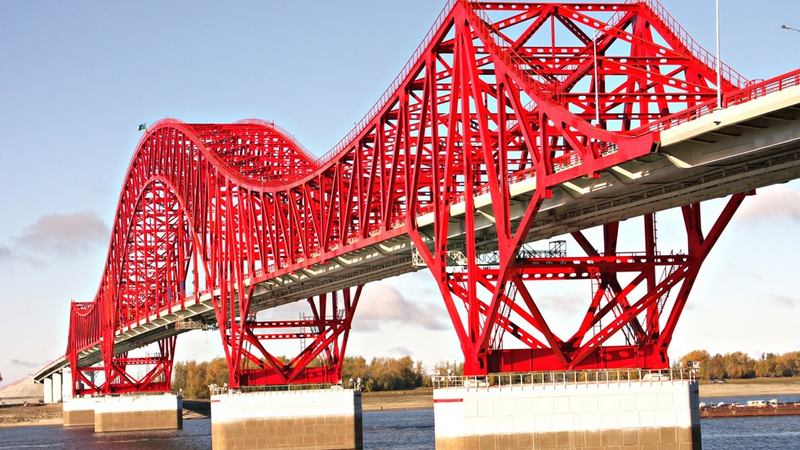 В МЧС Югры прокомментировали трагический инцидент на мосту «Красный дракон»