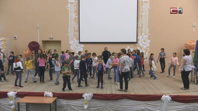 «Нас каждый день развлекают»: какие лагеря популярны у юных сургутян 