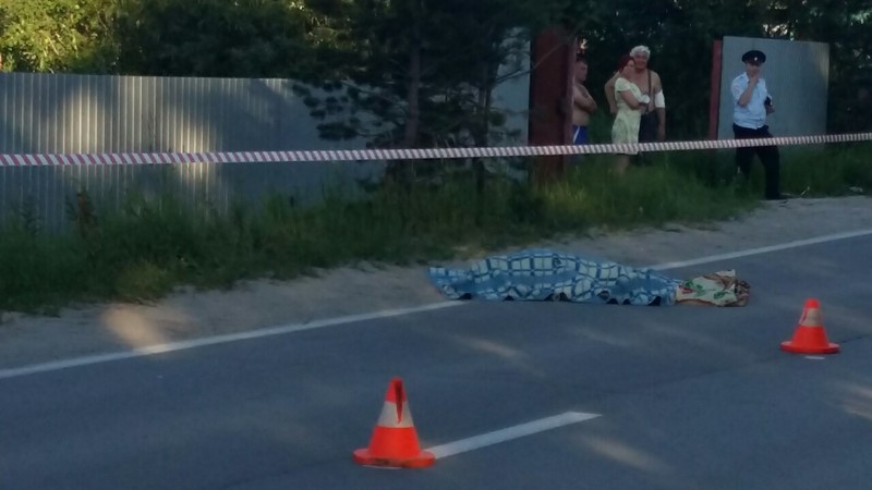 В Сургуте иномарка насмерть сбила пешехода возле дачного кооператива. ФОТО