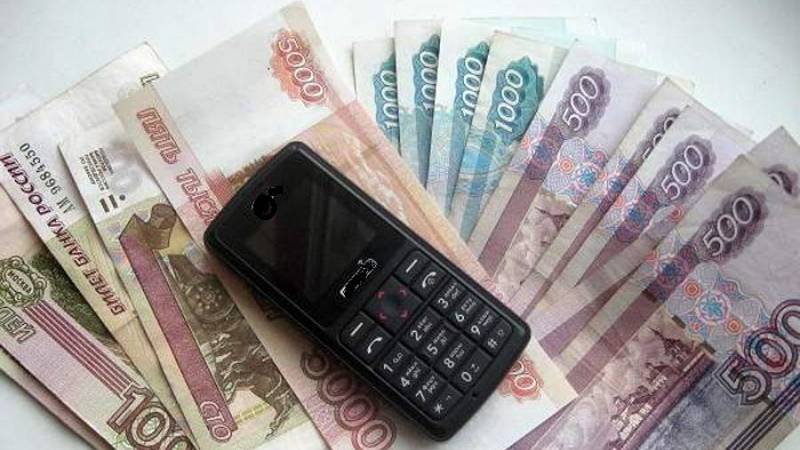 Телефонные аферисты убедили сургутянку перевести им почти миллион рублей