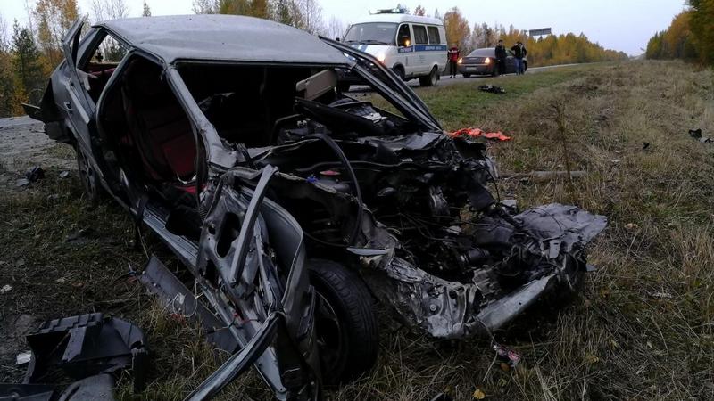 Два человека погибли в авариях на дорогах Югры за выходные