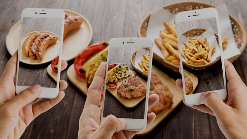 Сургутяне вошли в топ-10 городов, где чаще всего заказывают еду с iPhone нового поколения