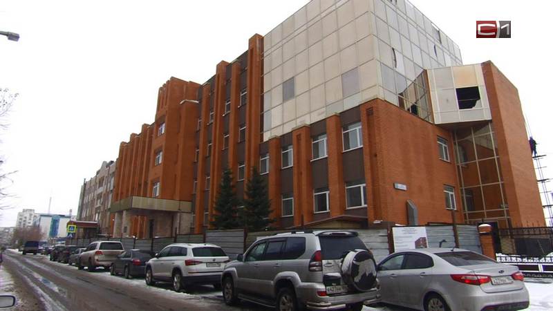 Ремонт аварийного здания сургутской мэрии ведется с опережением сроков